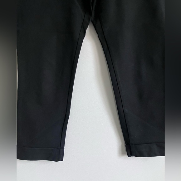 ANN TAYLOR Black Cropped Mid Rise Cotton Blend With Stretch Pants Size 4 - Picture 3 of 12